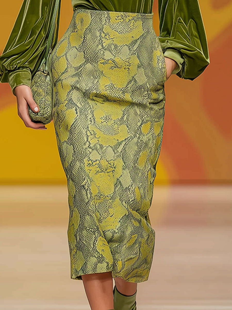 Moss Green Velvet Turtleneck Long-sleeved T-shirt And Snakeskin Skirt Set