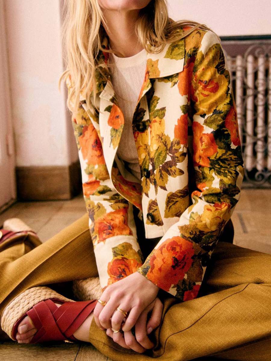 Classic Collar Short Printed Jacket