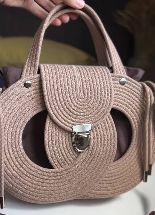 Chill Shoulder Bag
