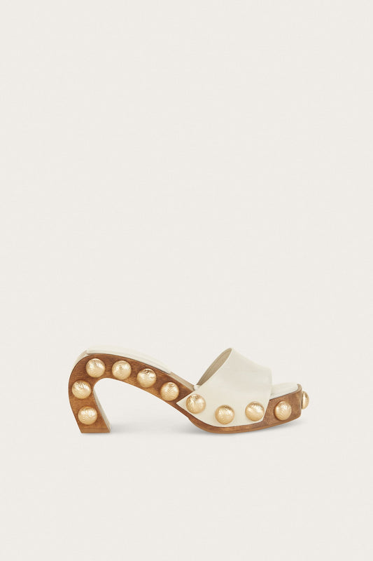 Elegant Curved Wood Frame Sandal