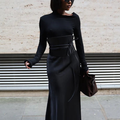 Black Long-Sleeve Fitted Top