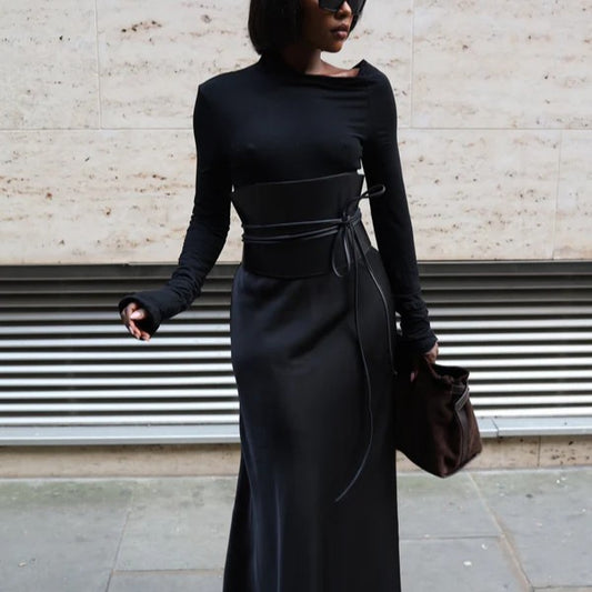 Black Long-Sleeve Fitted Top