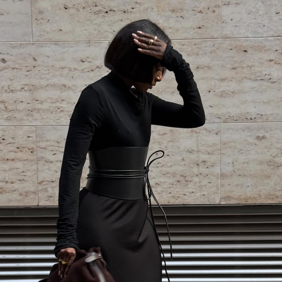 Black Long-Sleeve Fitted Top