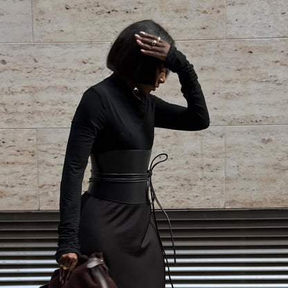 Black Long-Sleeve Fitted Top
