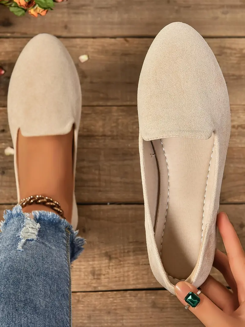 Solid Color Pointed Toe Flat Shoes